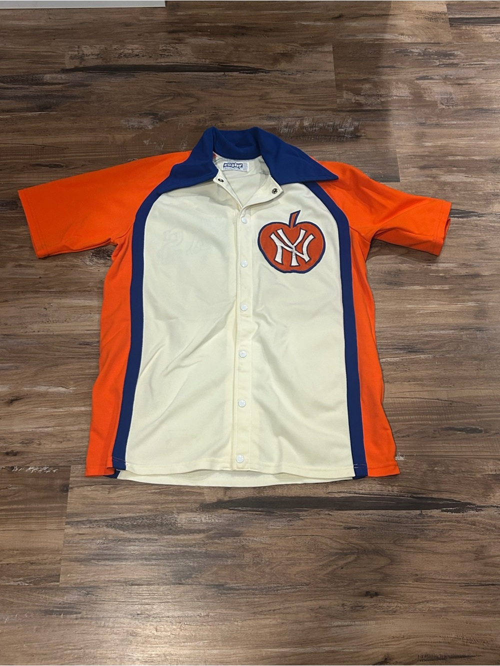 Vintage Cosby Store New York Knicks Warmup Shirt